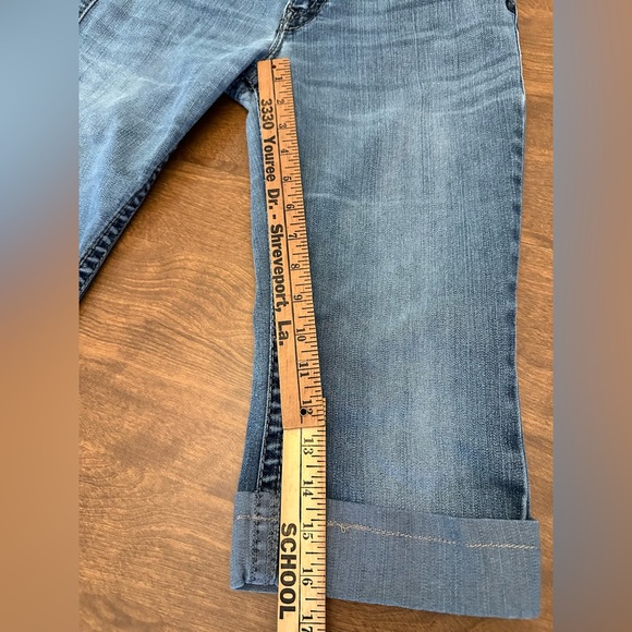 Silver Jeans Capris Womens 30 Blue Suki Surplus Capri Whiskered Heavy Stitching - Picture 7 of 11